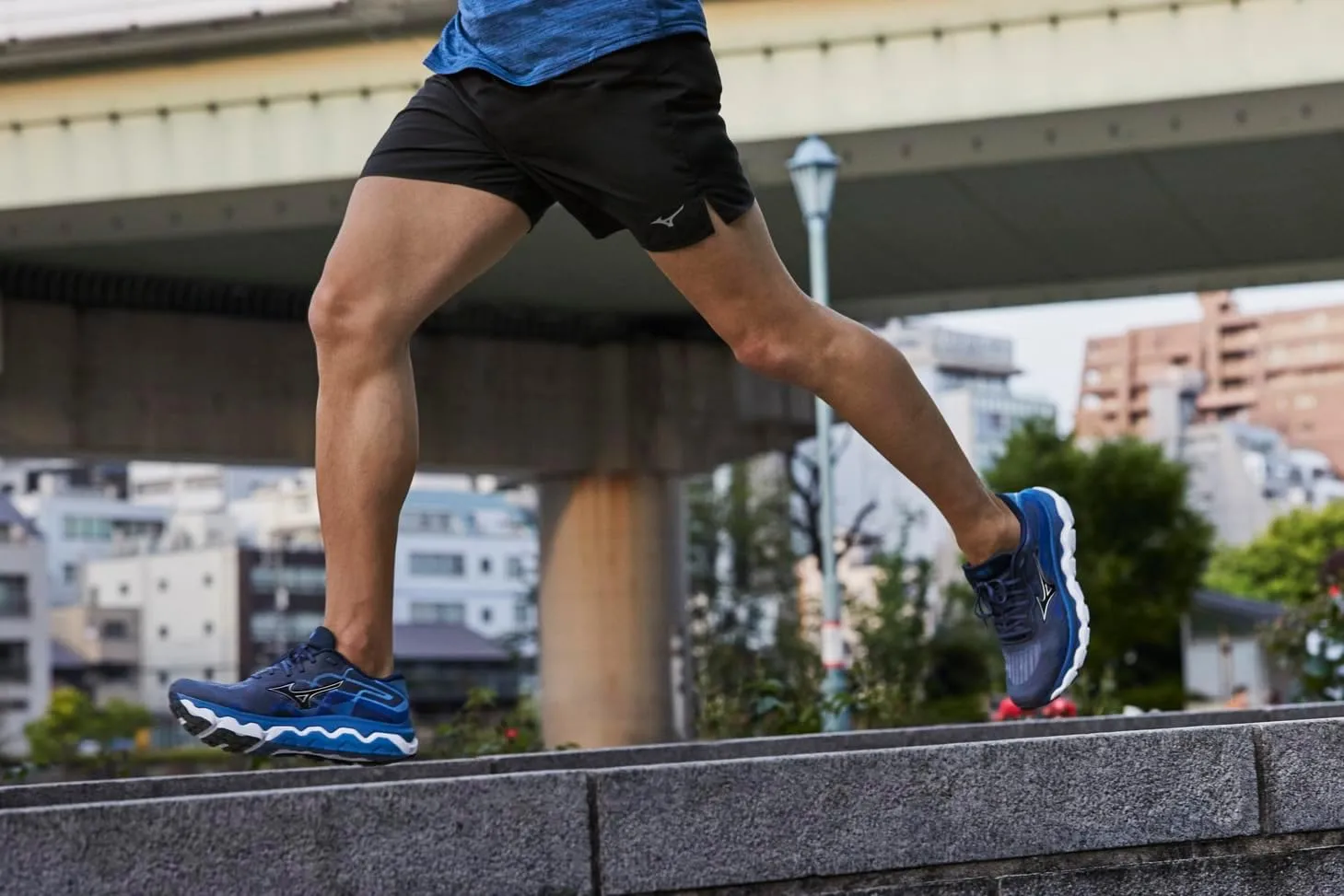 Mizuno Men's Wave Horizon 7